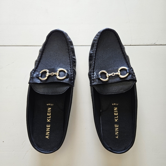 Anne Klein Carin Mule - Picture 2 of 9